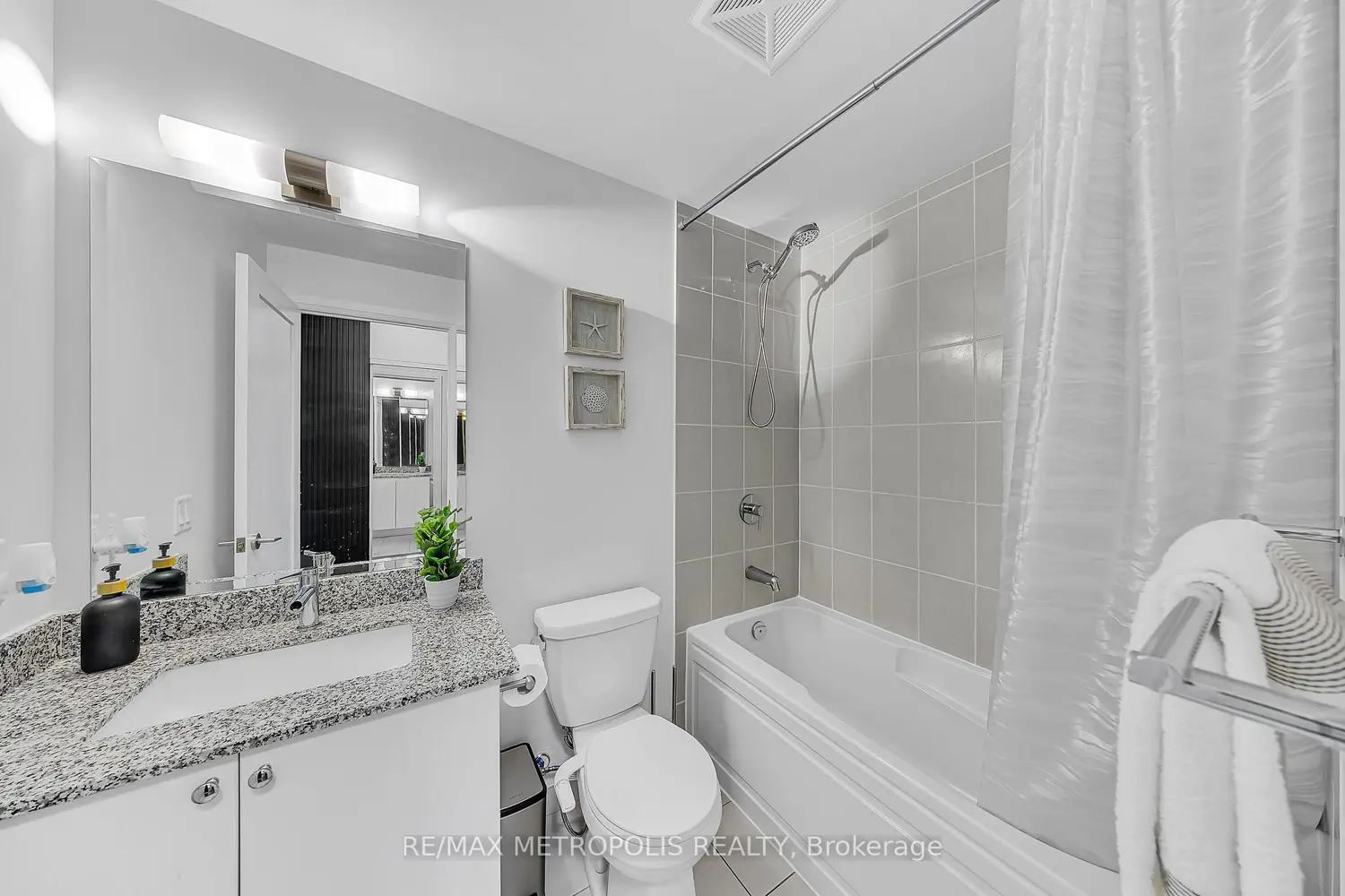 3220 Sheppard Avenue 1310 photo 5