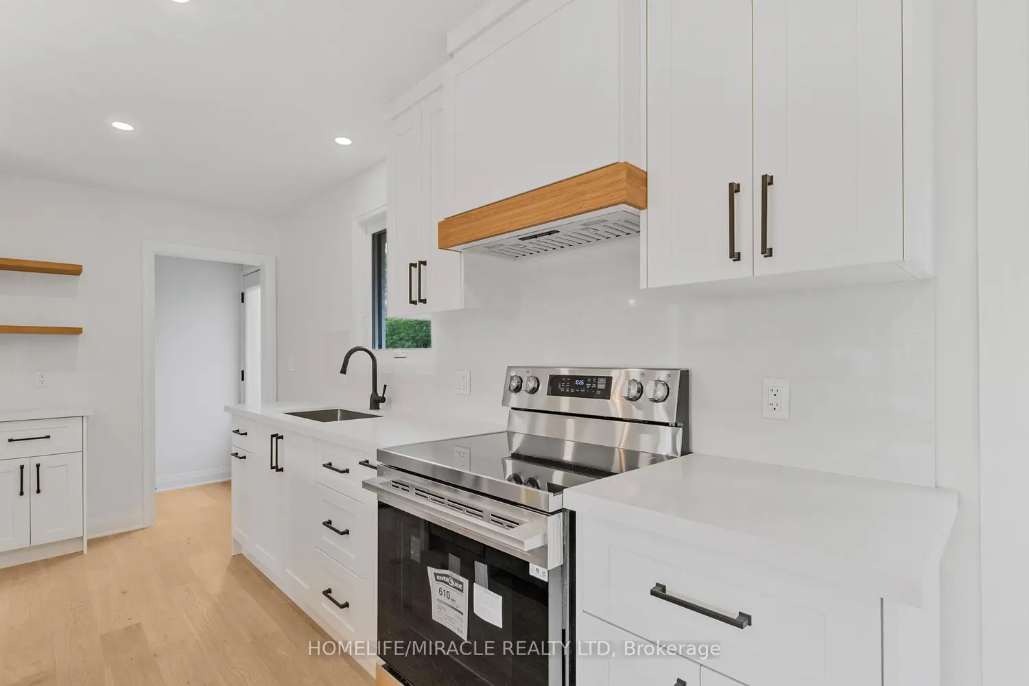 357 Simon Street photo 5