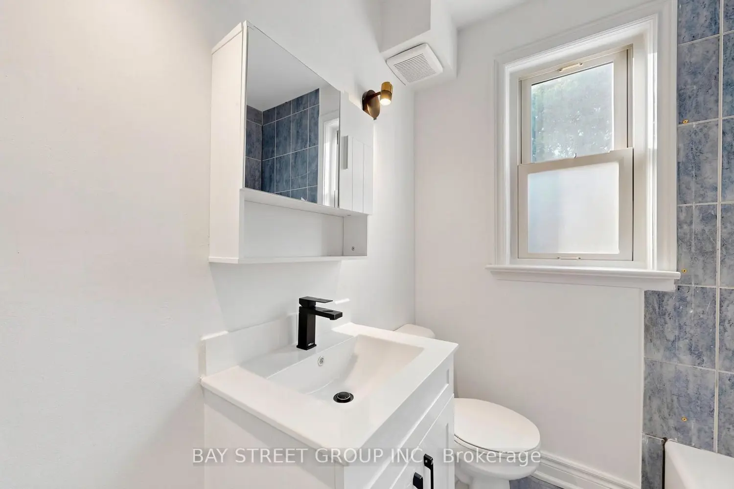 26 Innismore Crescent photo 4