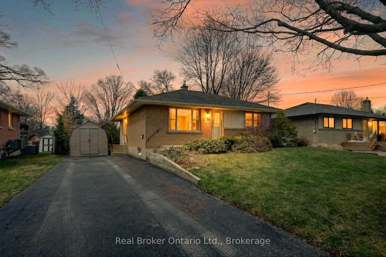 38 Aileen Drive photo 2