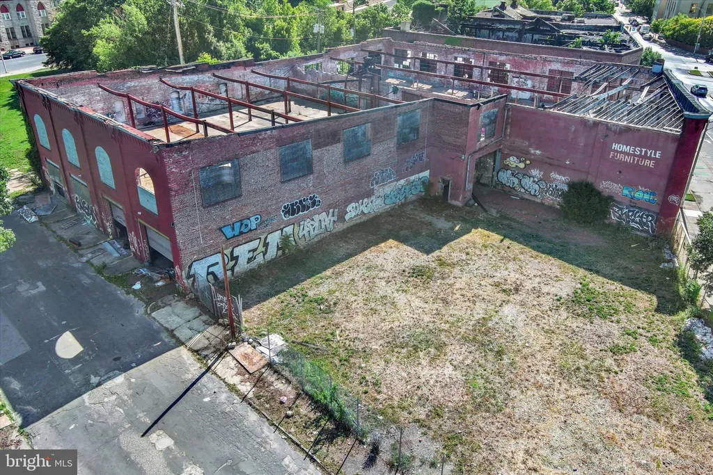 914 E Monument Street, Baltimore, MD 21202