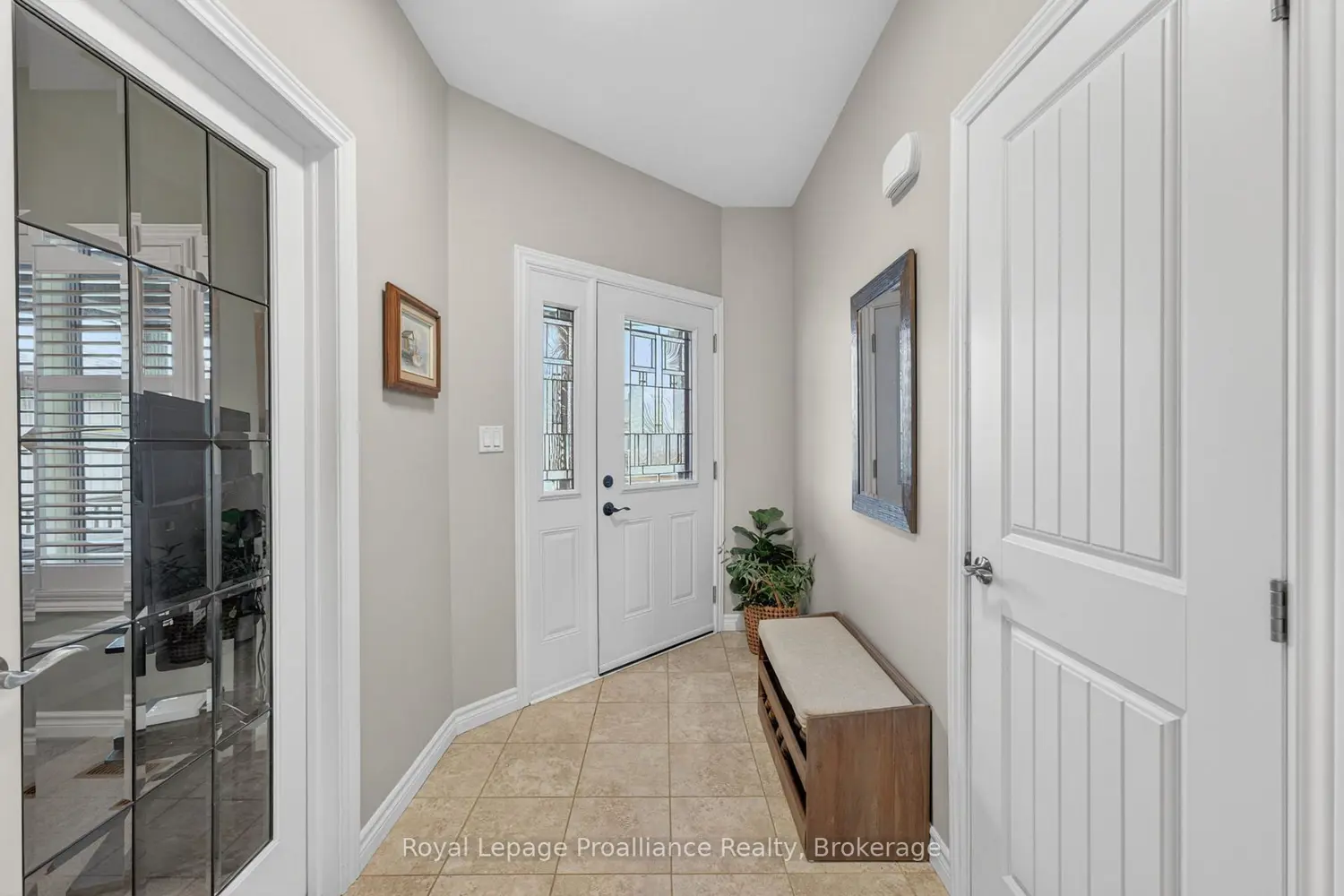 4 Merrill Drive photo 5
