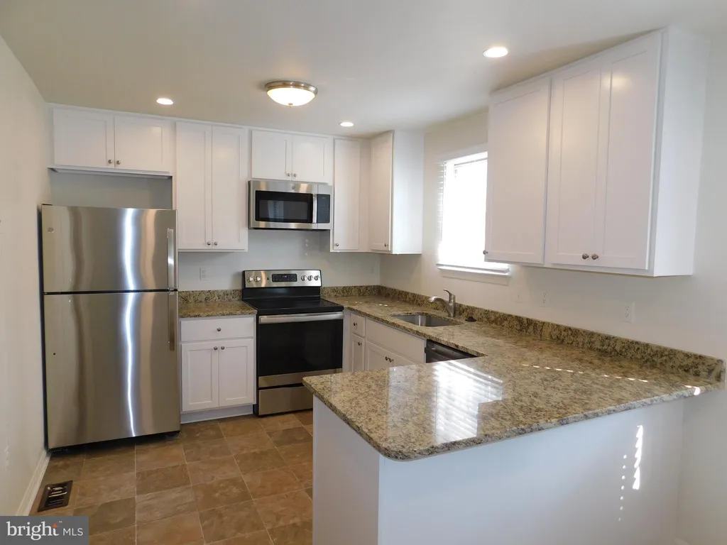 3835 Ferrara Drive, Silver Spring, MD 20906 photo 3
