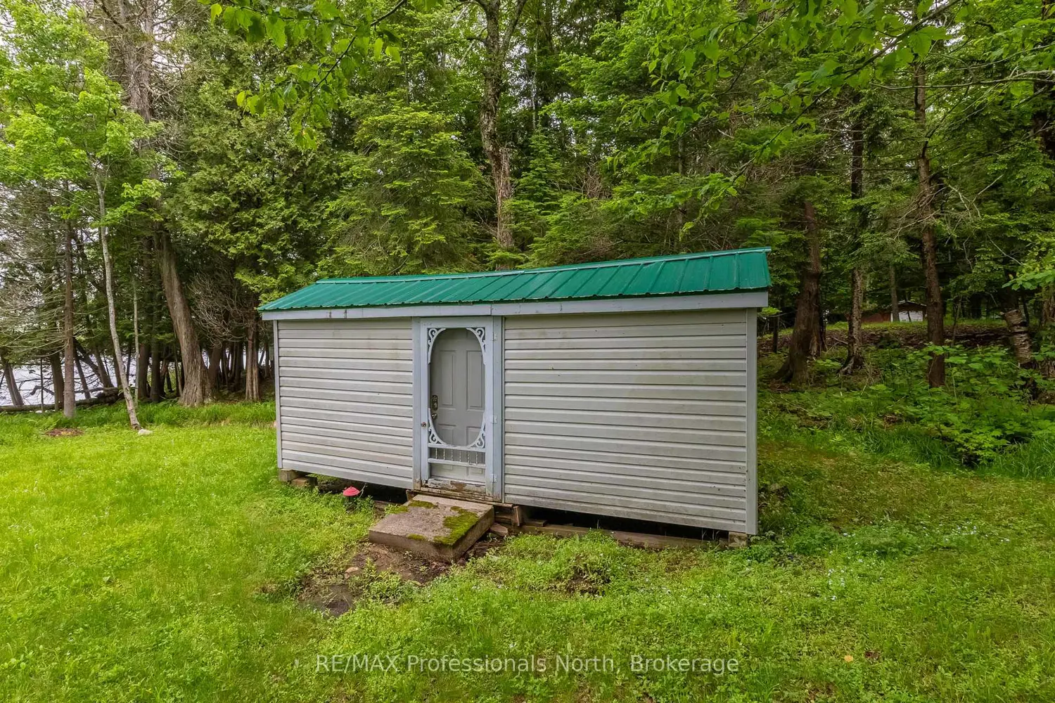 339 Sunnylea Avenue photo 2