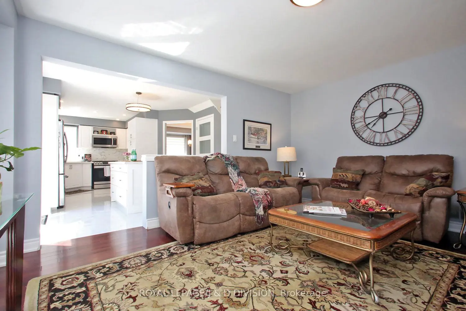 22 Lahaye Drive photo 4