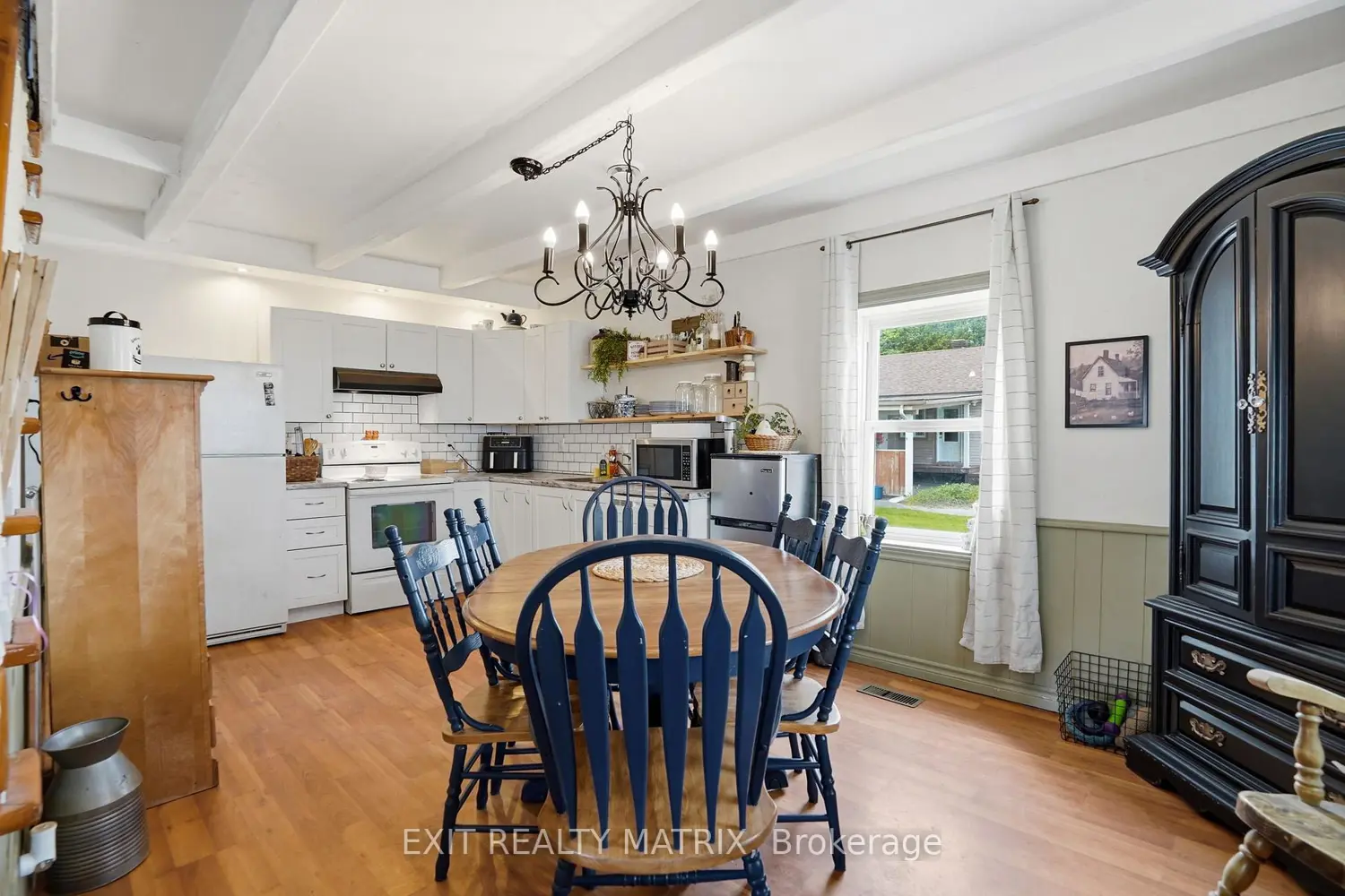 1228 Labrosse Street photo 3