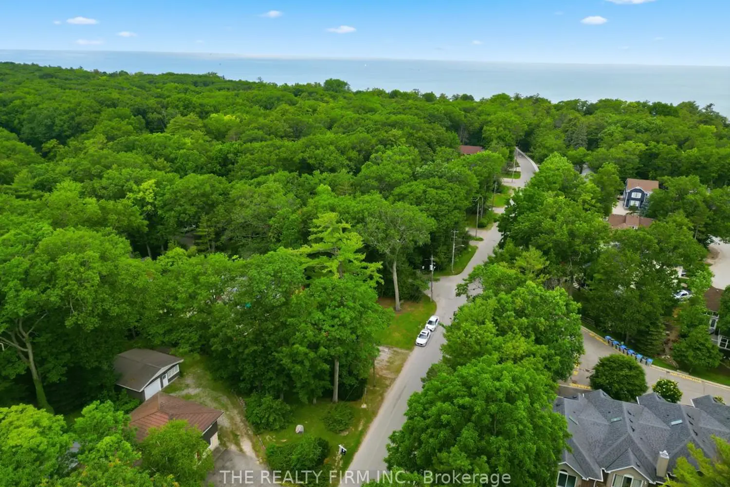 48 Lake Road photo 2