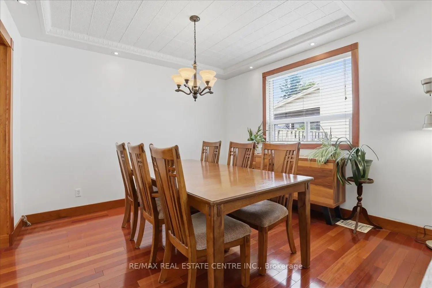 140 Peter Street photo 5