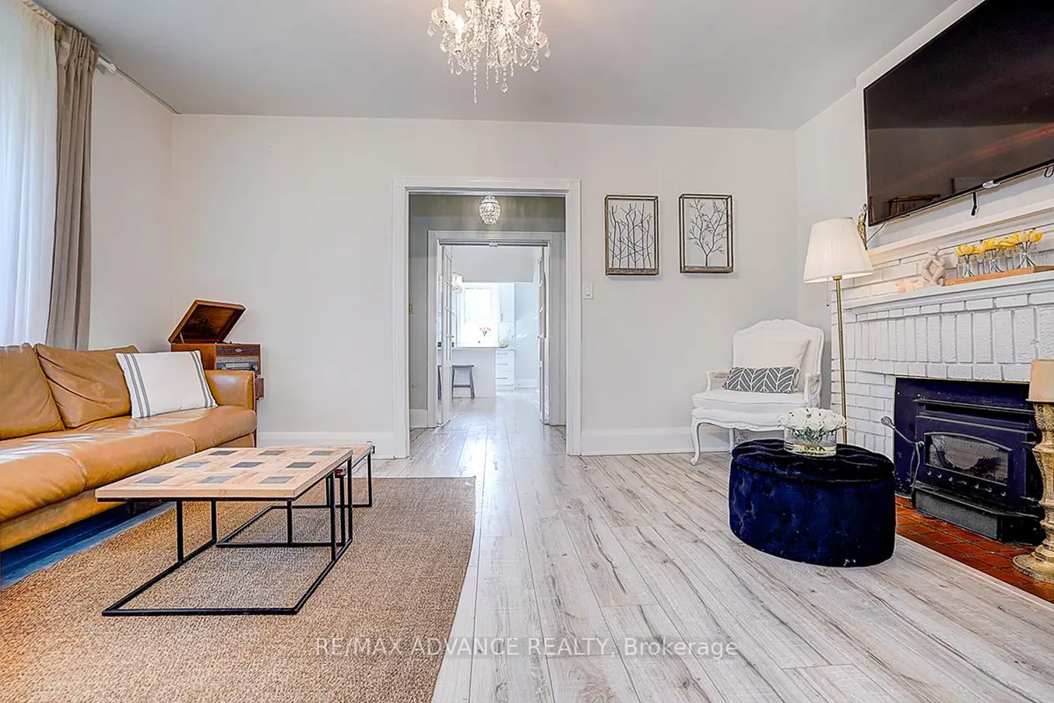 33 Castlefield Avenue photo 3