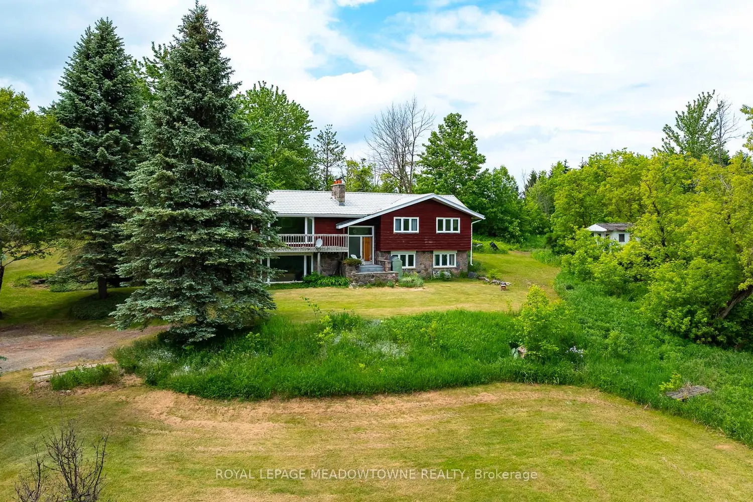 3574 Escarpment Side Road photo 3