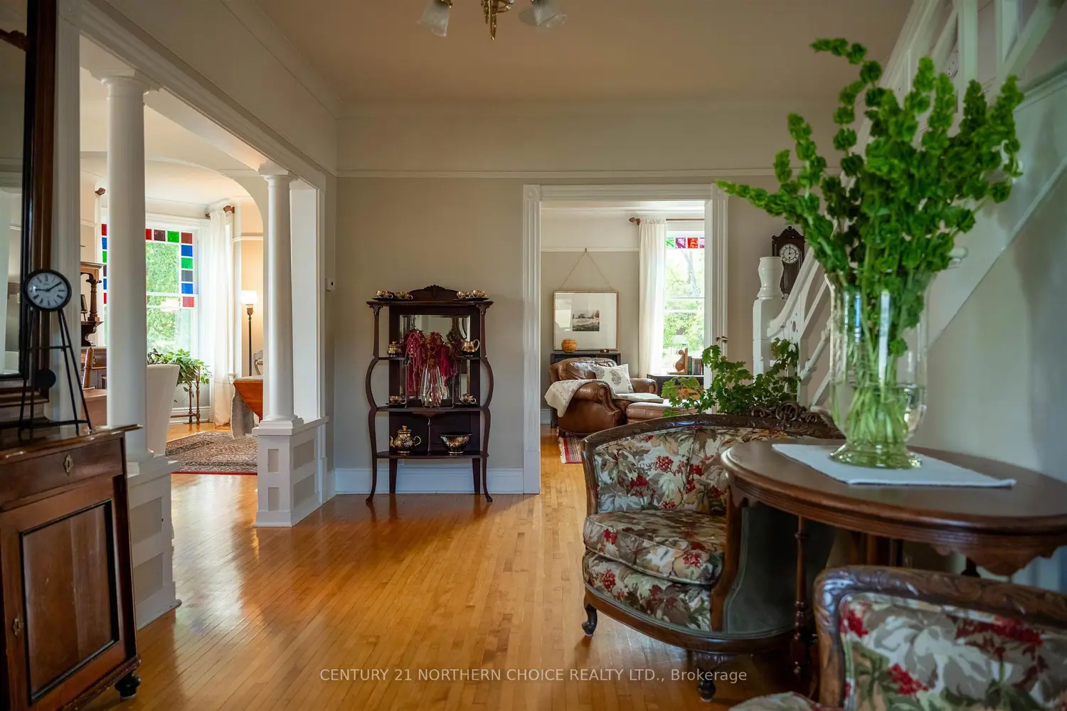 108 Ottawa Street photo 3