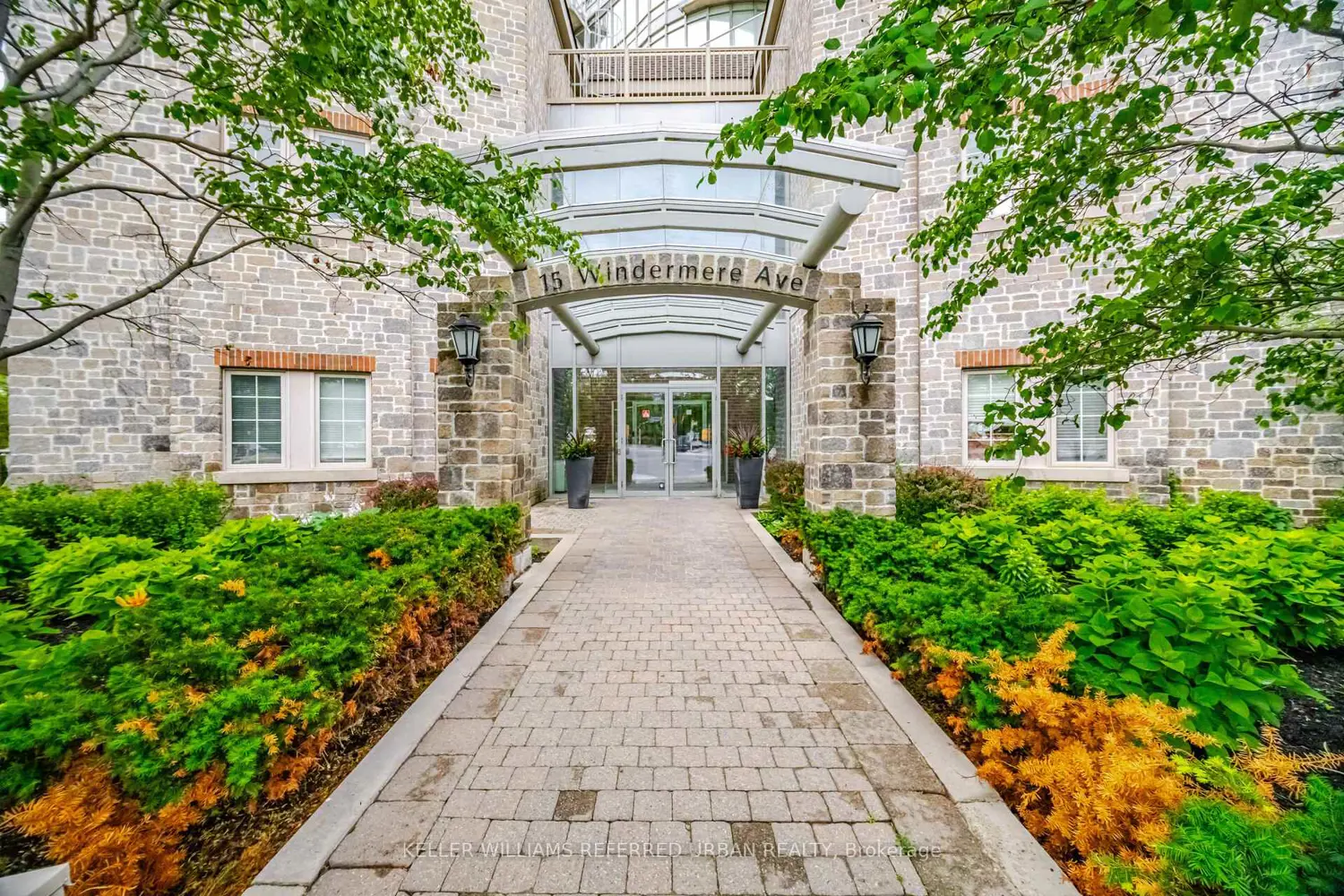 15 Windermere Avenue 601 photo 2