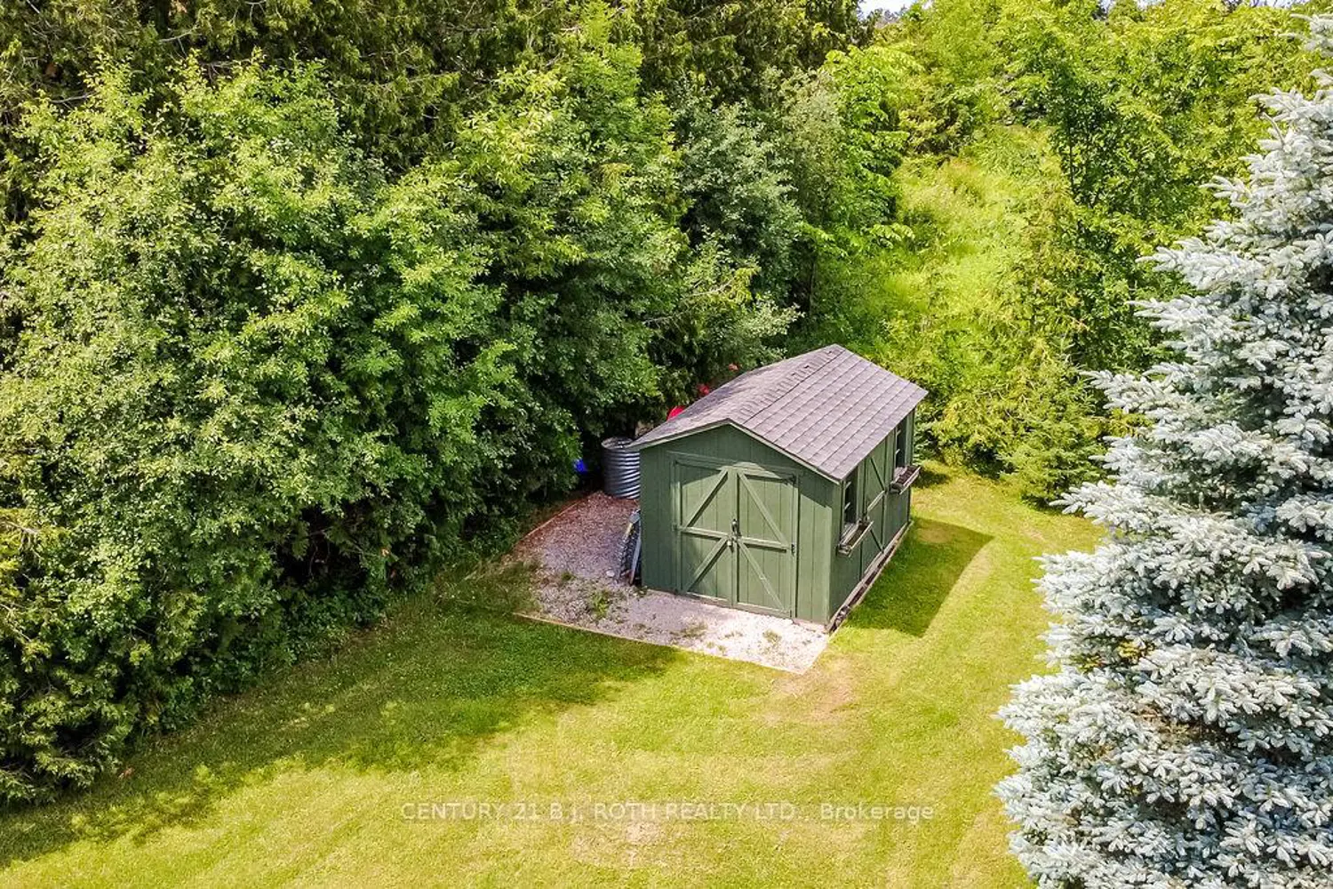 5051 Sideroad 25 photo 5