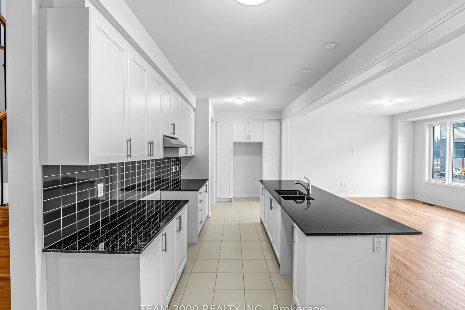 32 Mayhew Lane photo 4