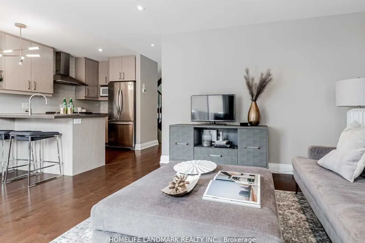 158B Glebemount Avenue photo 4