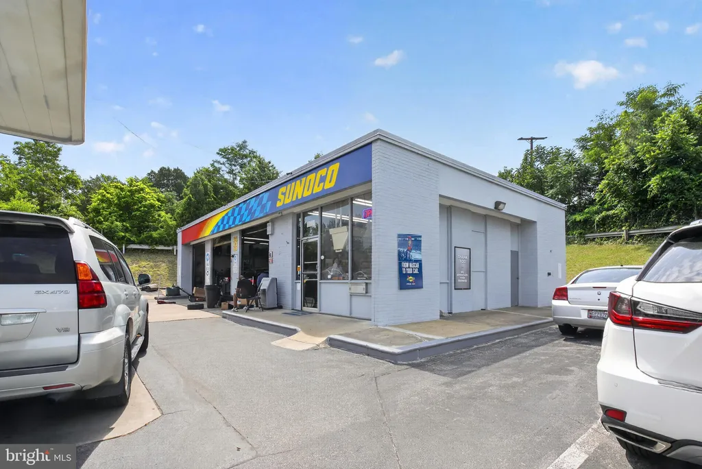 5803 Annapolis Road, Bladensburg, MD 20710