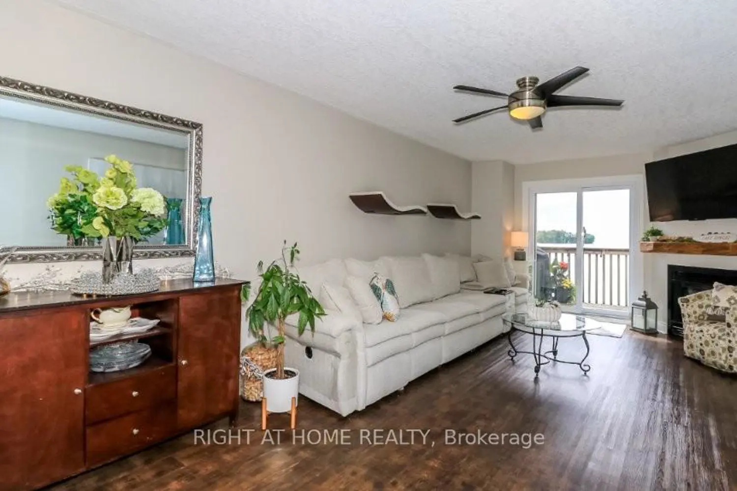 43 Olive Crescent 201