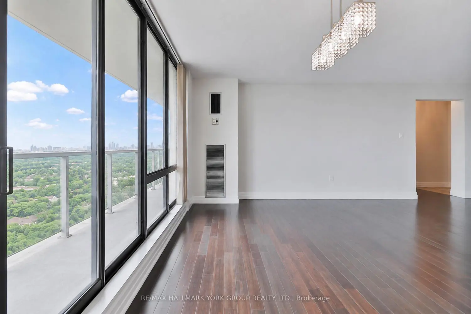 177 Linus Road 1607 photo 4