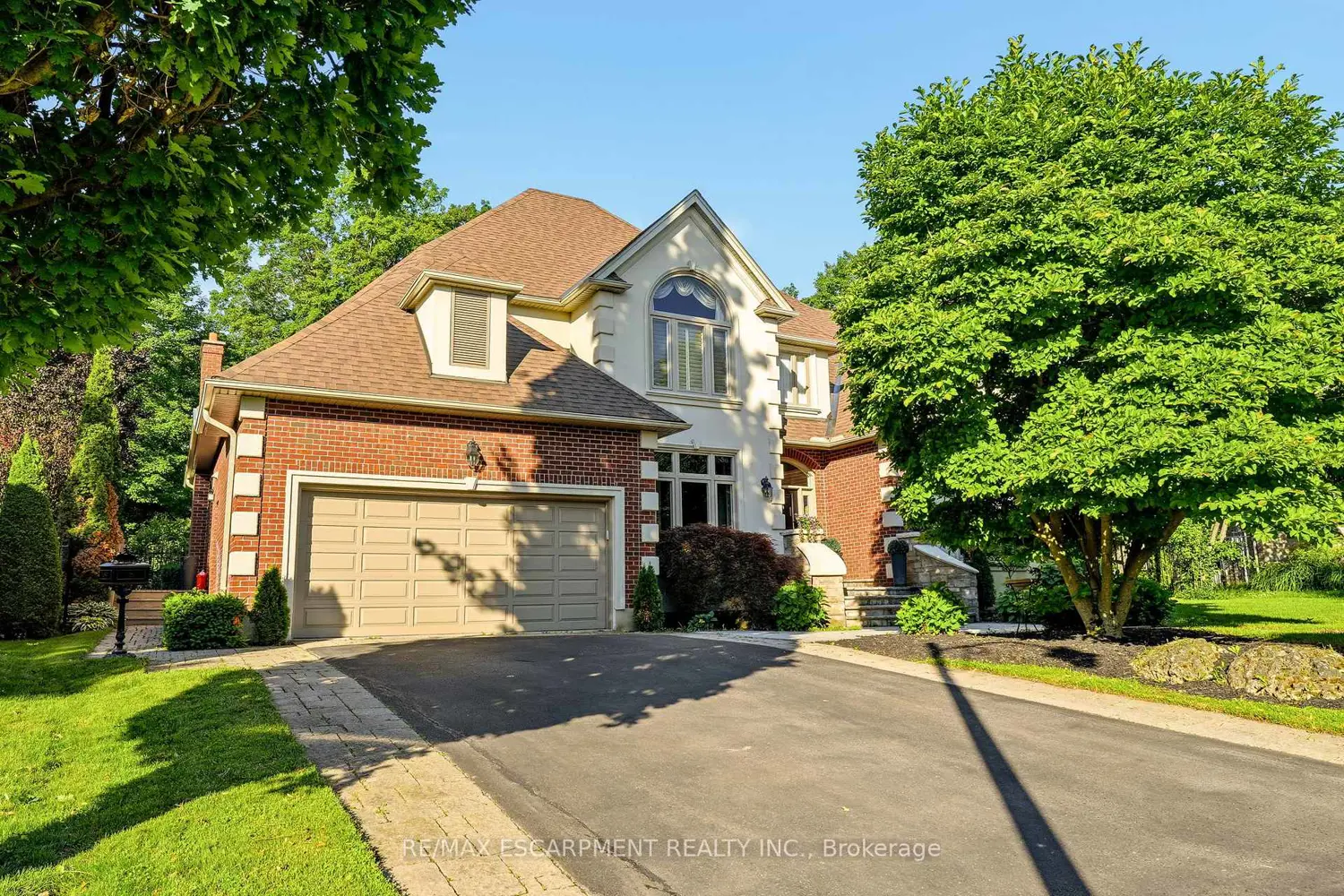 1111 Crofton Way