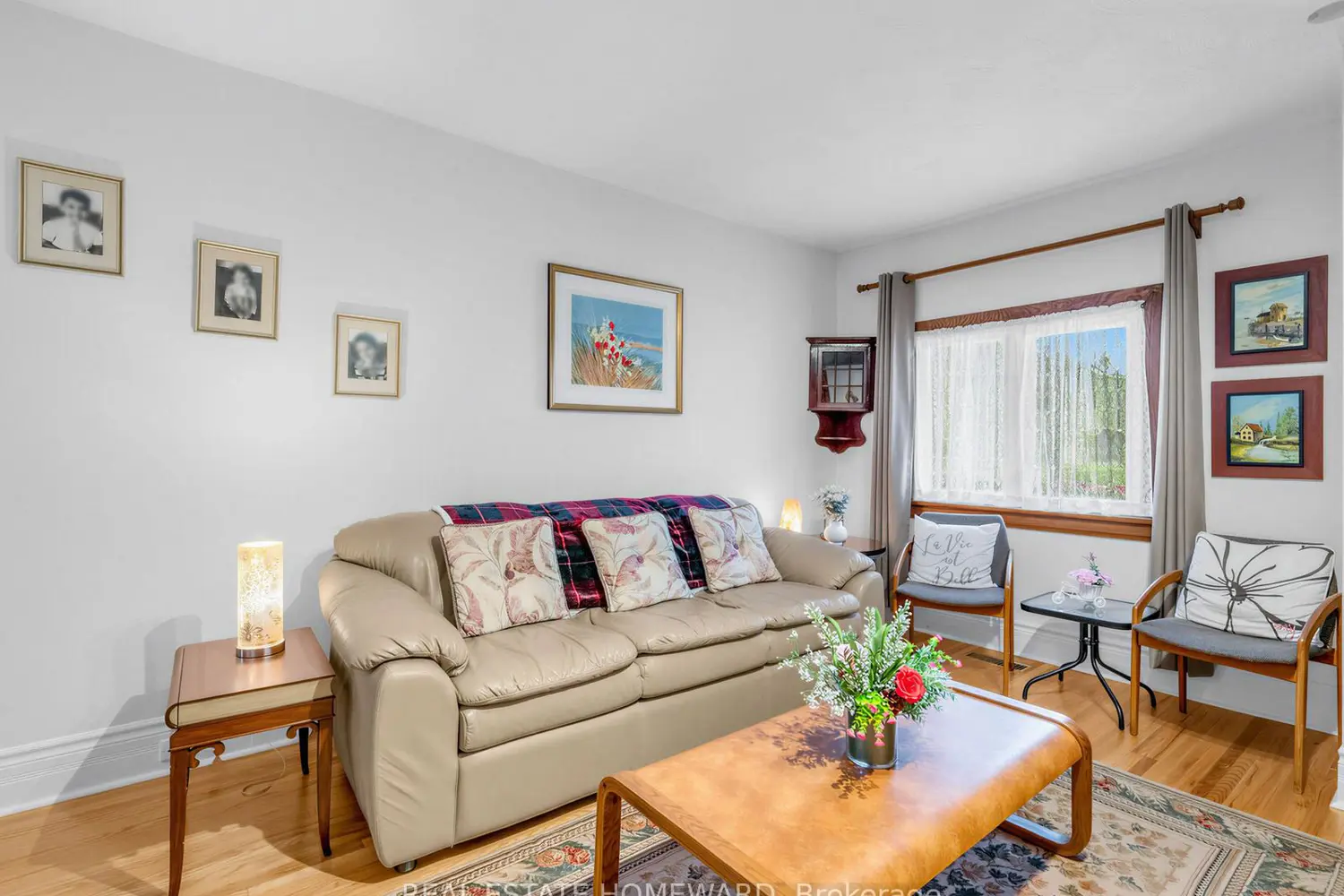 132 Woodmount Avenue photo 4