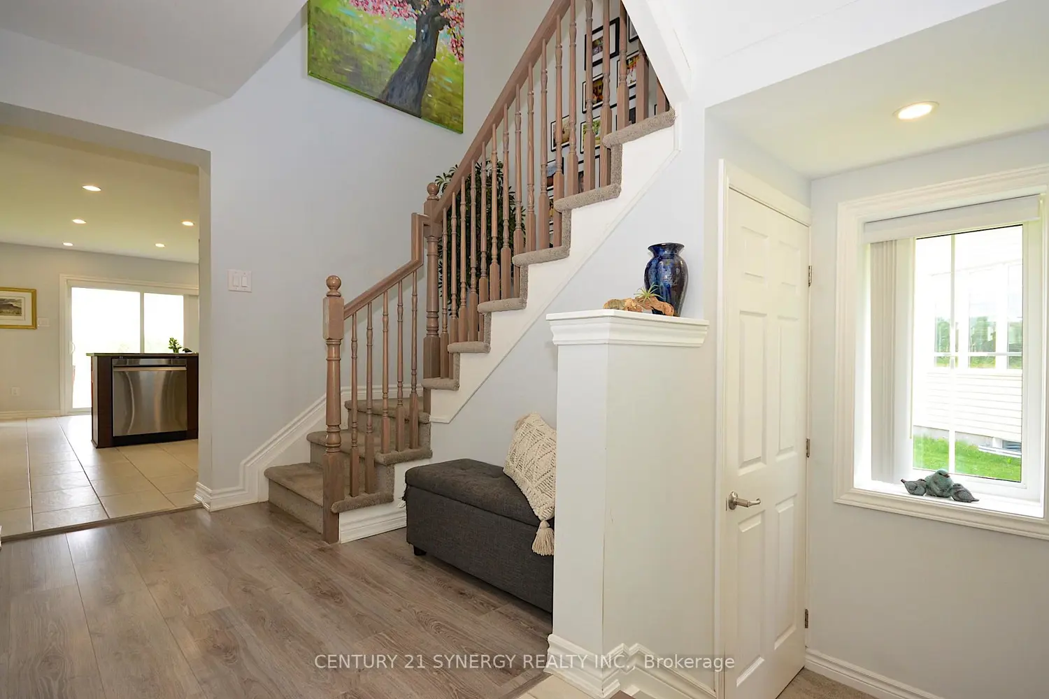 114 Unity Place photo 5