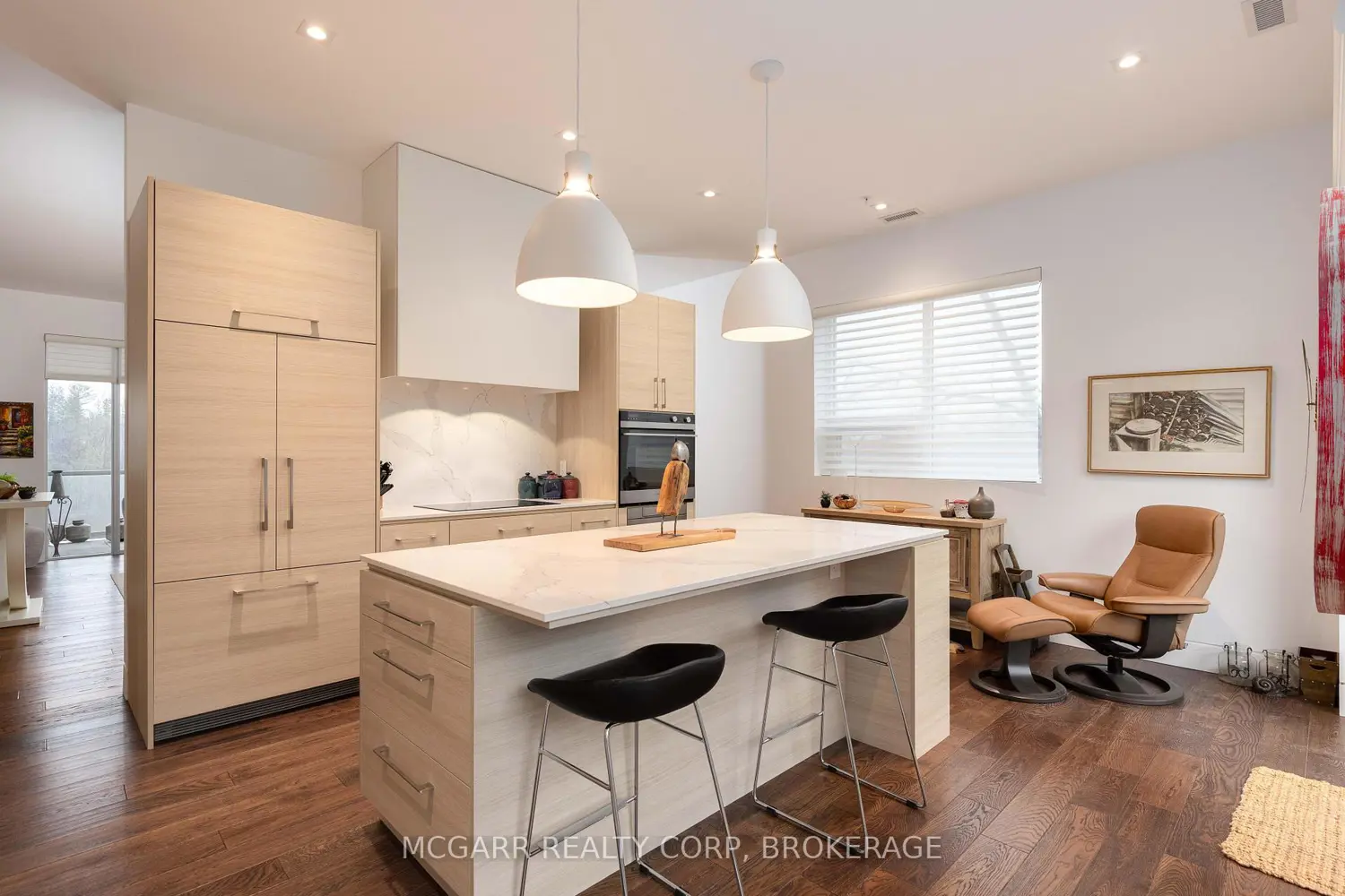 77 Yates Street 401 photo 4