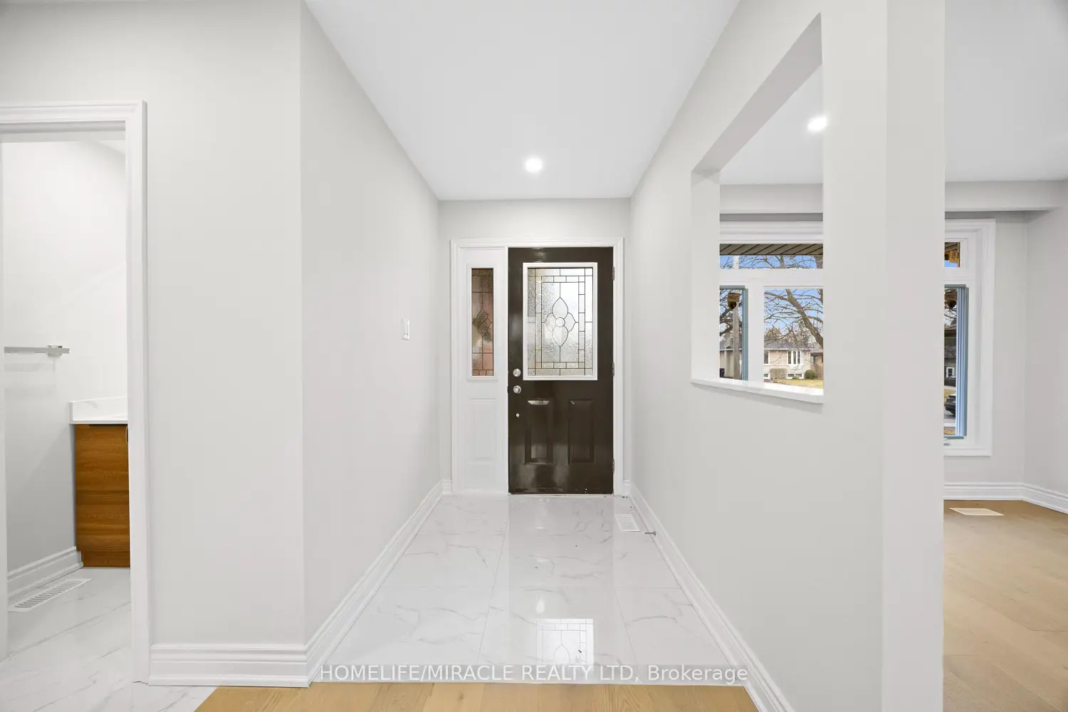 46 Flintwick Drive photo 3