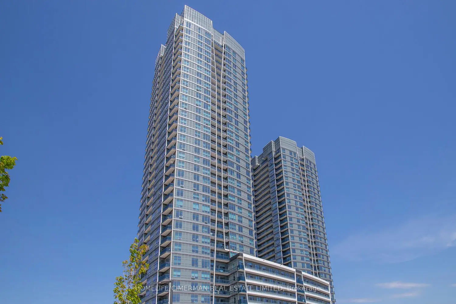 30 Upper Mall Way Suite A - 2008