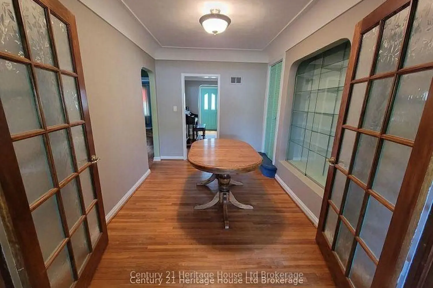 10 Joseph Street photo 5