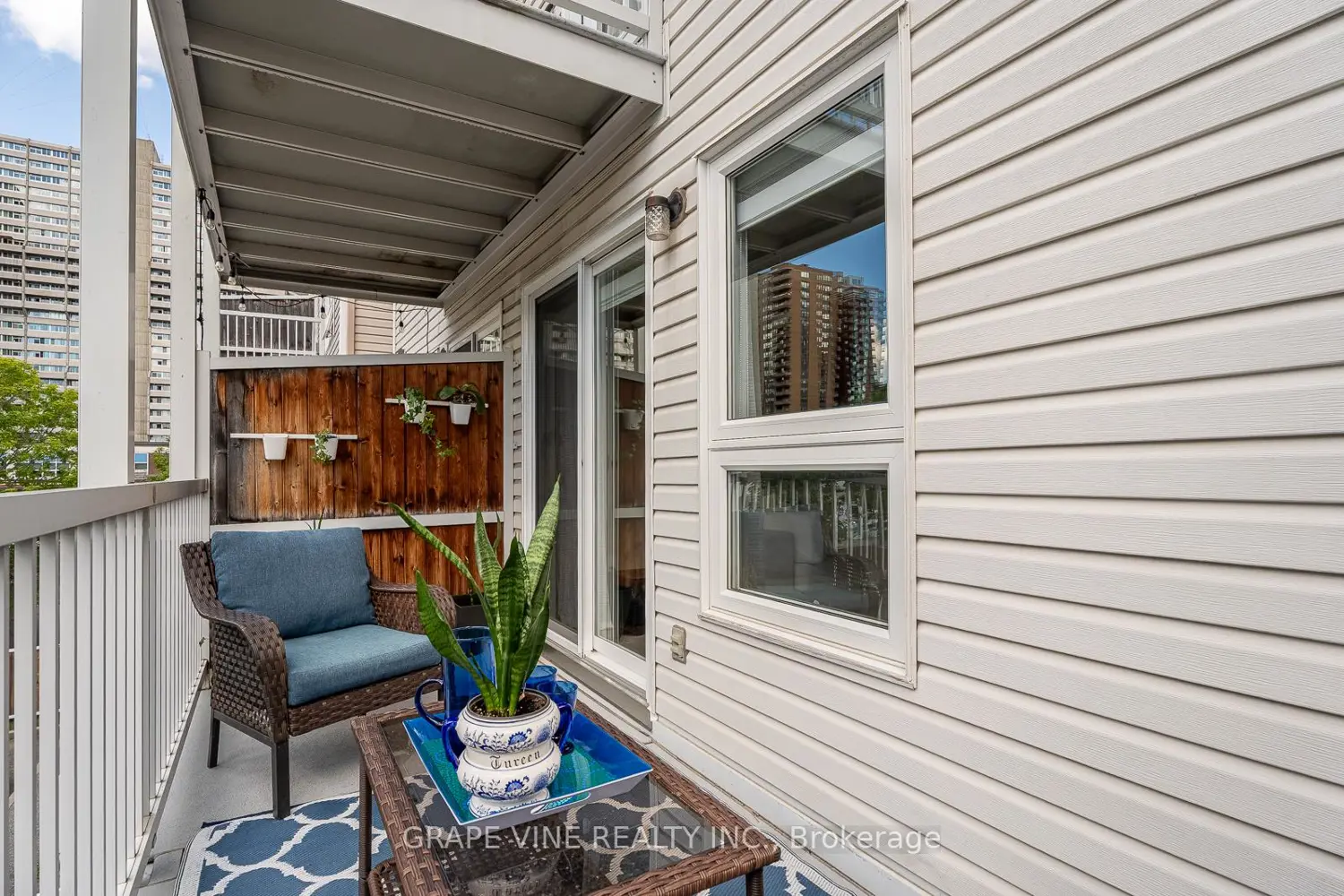 280 Bay Street 14 photo 5