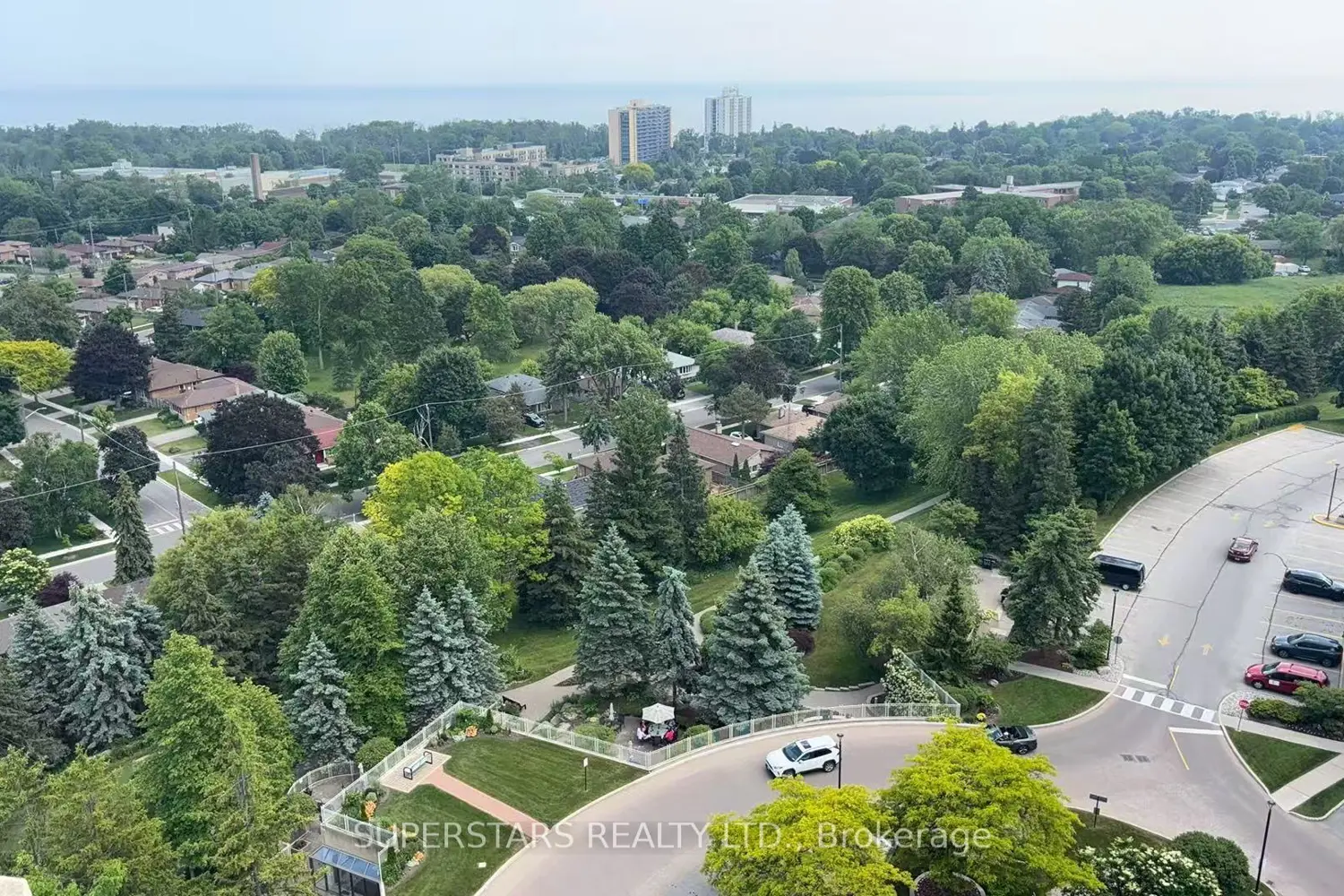 20 Guildwood Parkway Ph14 photo 4