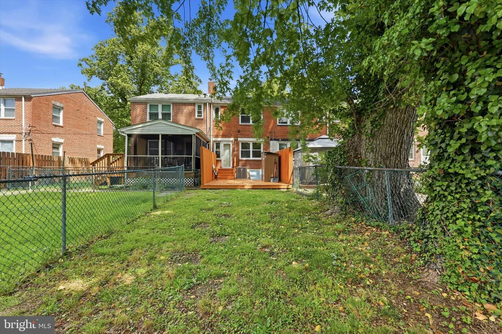 930 Dover Avenue, Wilmington, DE 19805