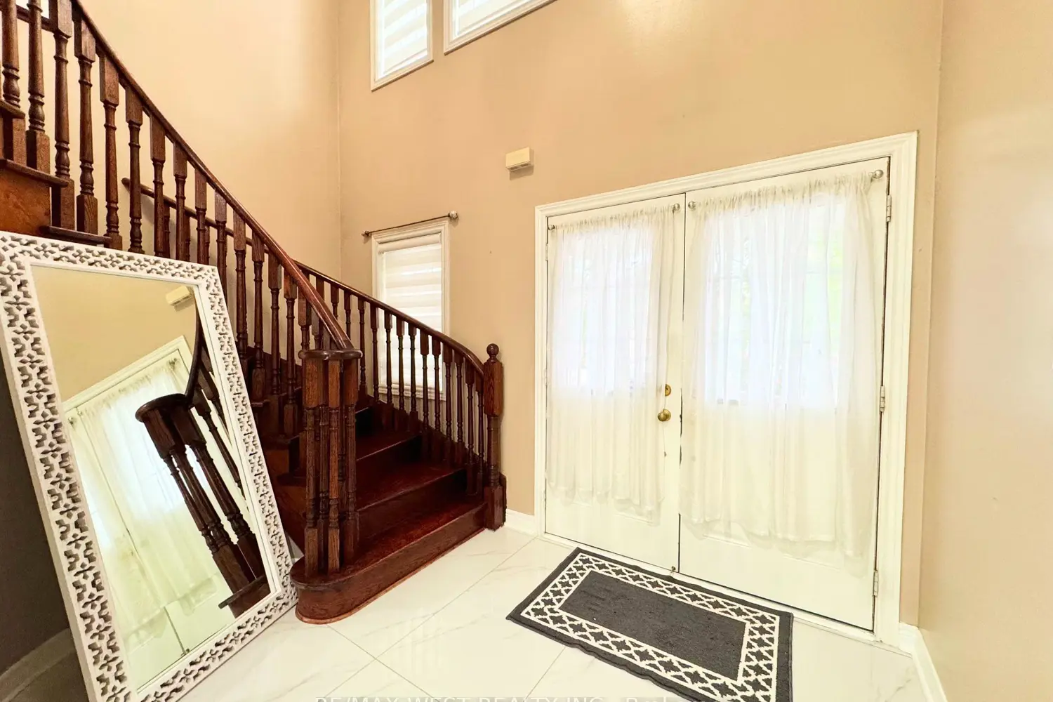 43 Tatra Crescent photo 2