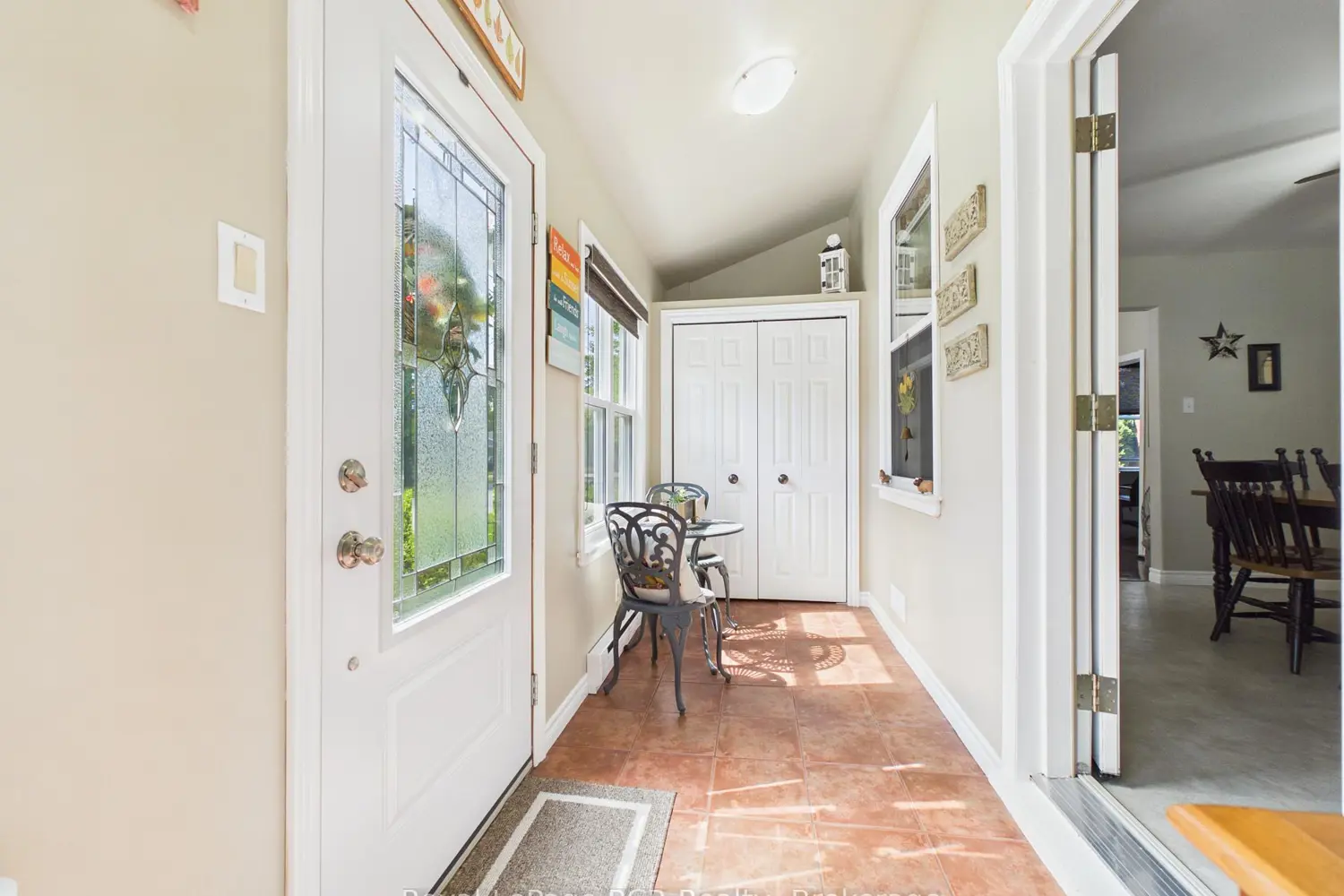 232 William Street photo 5