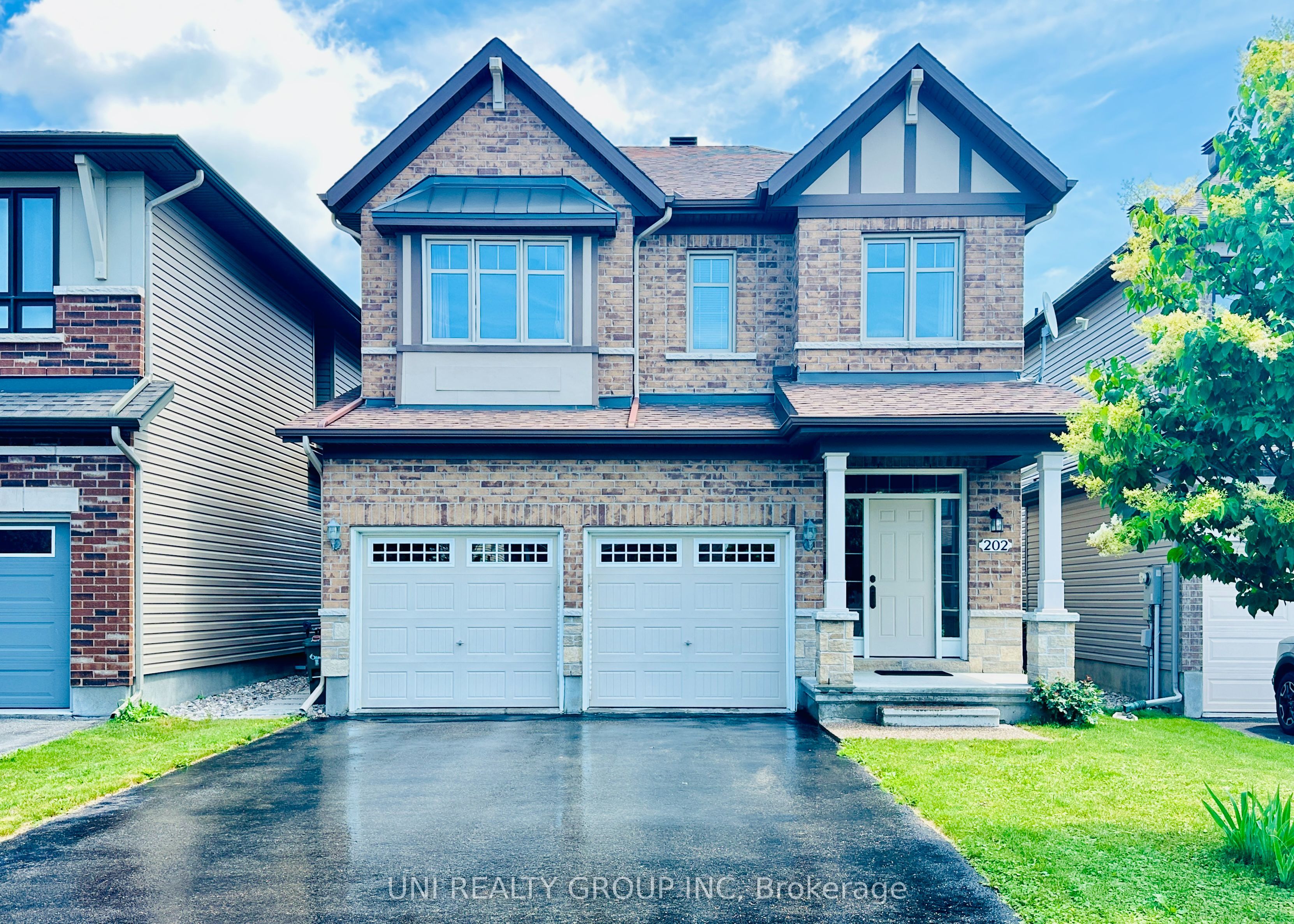 202 Mareth Way, Ottawa, ON, K4M 0C9