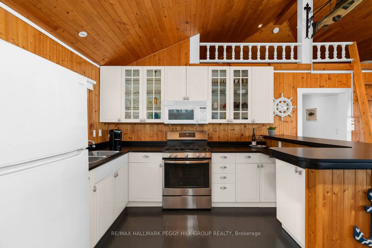 1449 Champlain Road photo 3