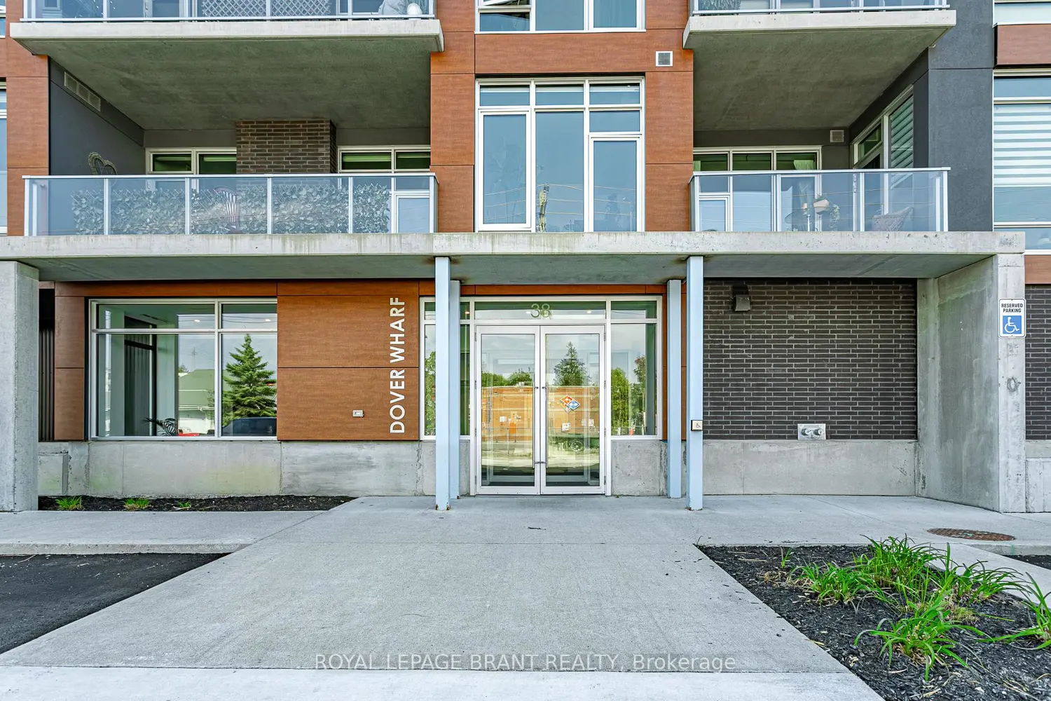 38 Harbour Street 306
