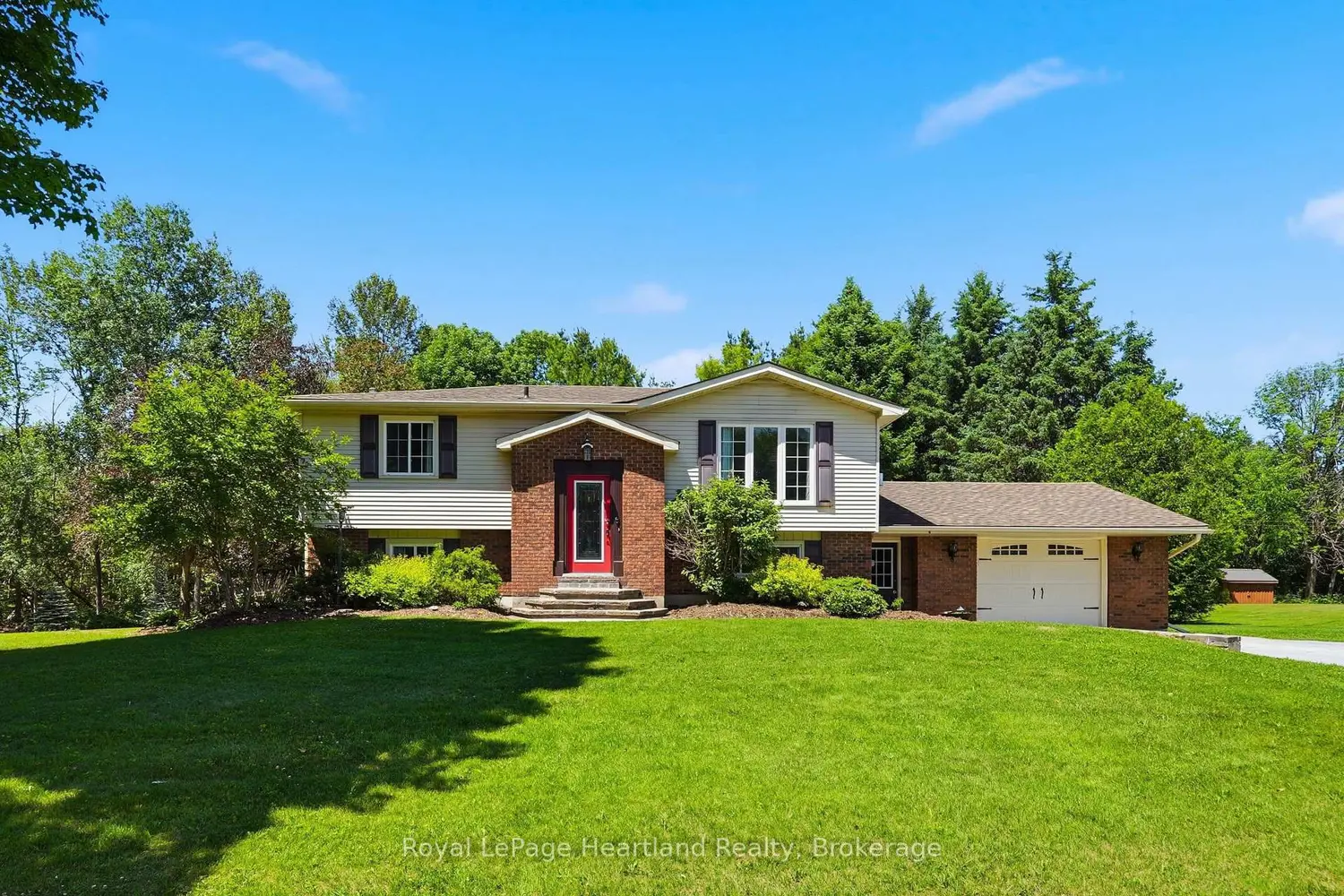106 Cedar Court