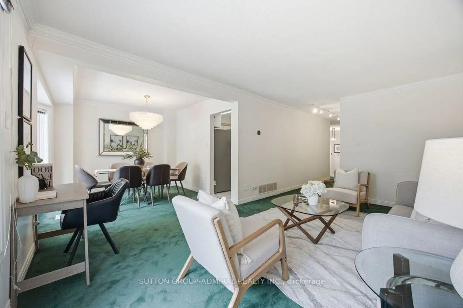47 Brownstone Circle photo 4
