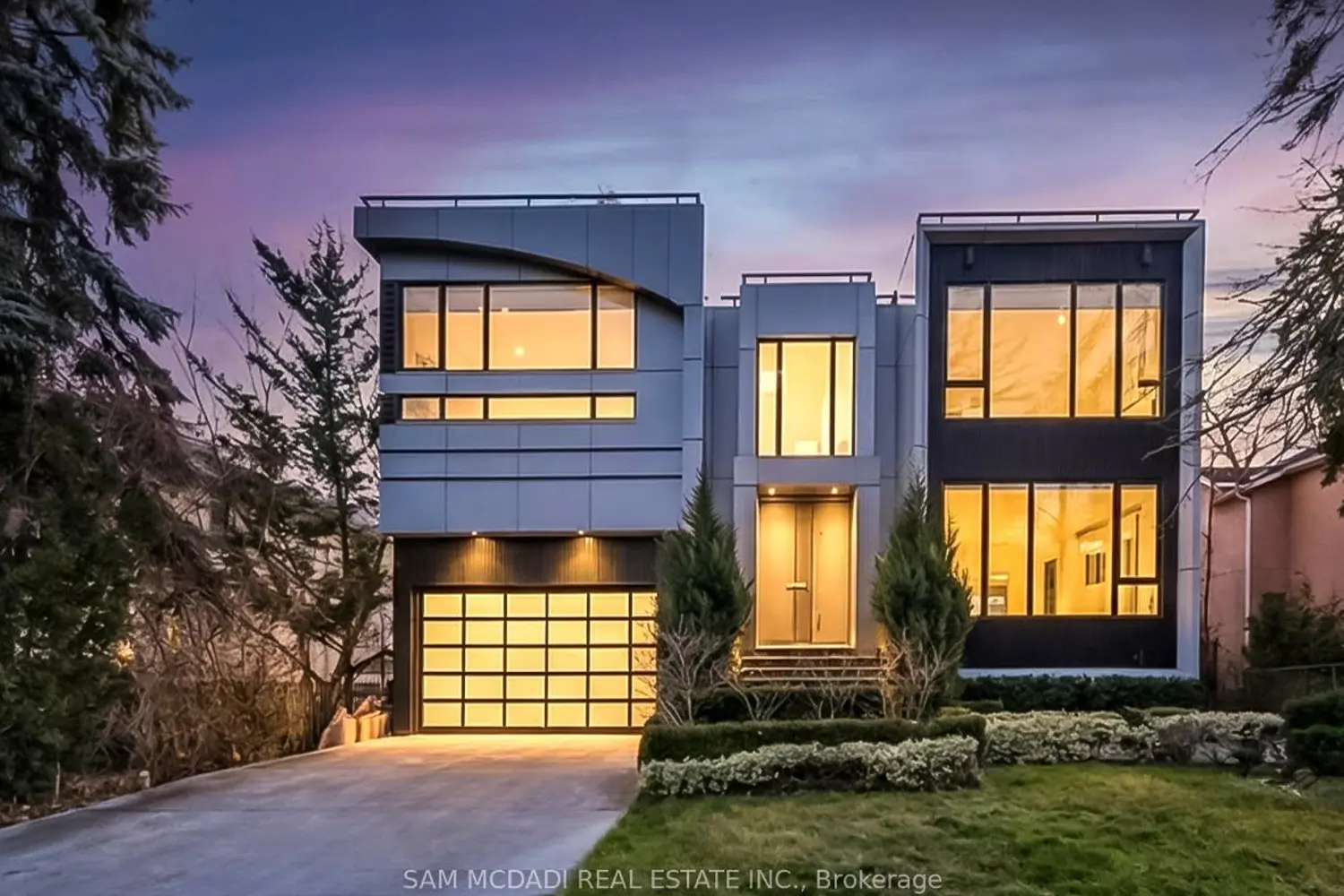 67 Lake Promenade