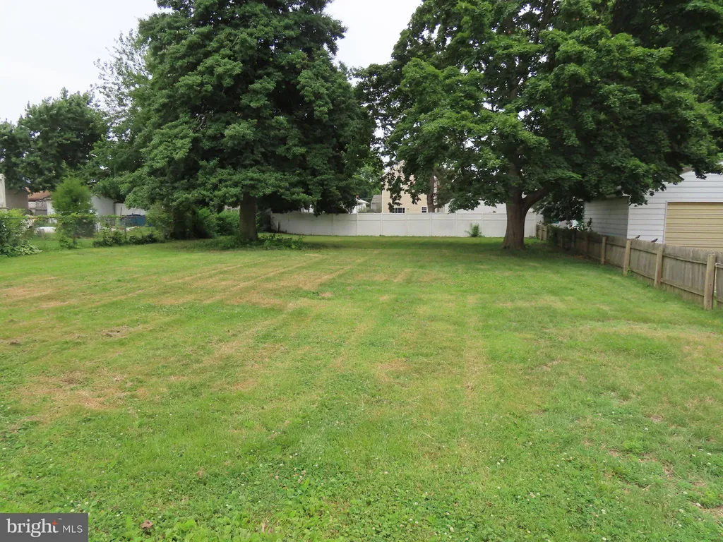 207 Baldt Avenue, New Castle, DE 19720