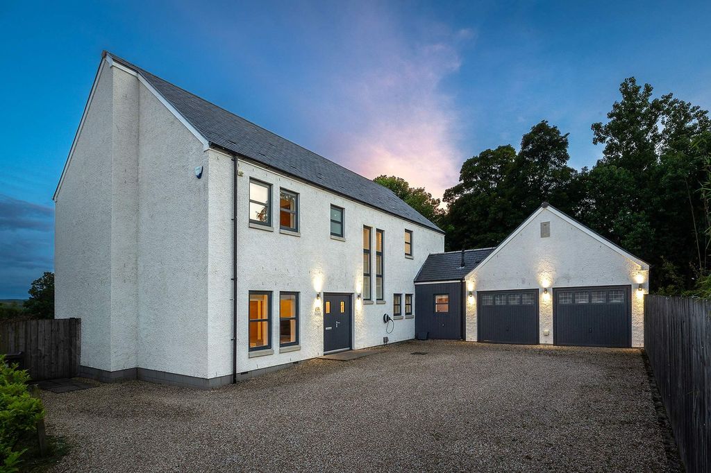 5 bed detached house for saleInglis Place, Larbert FK5