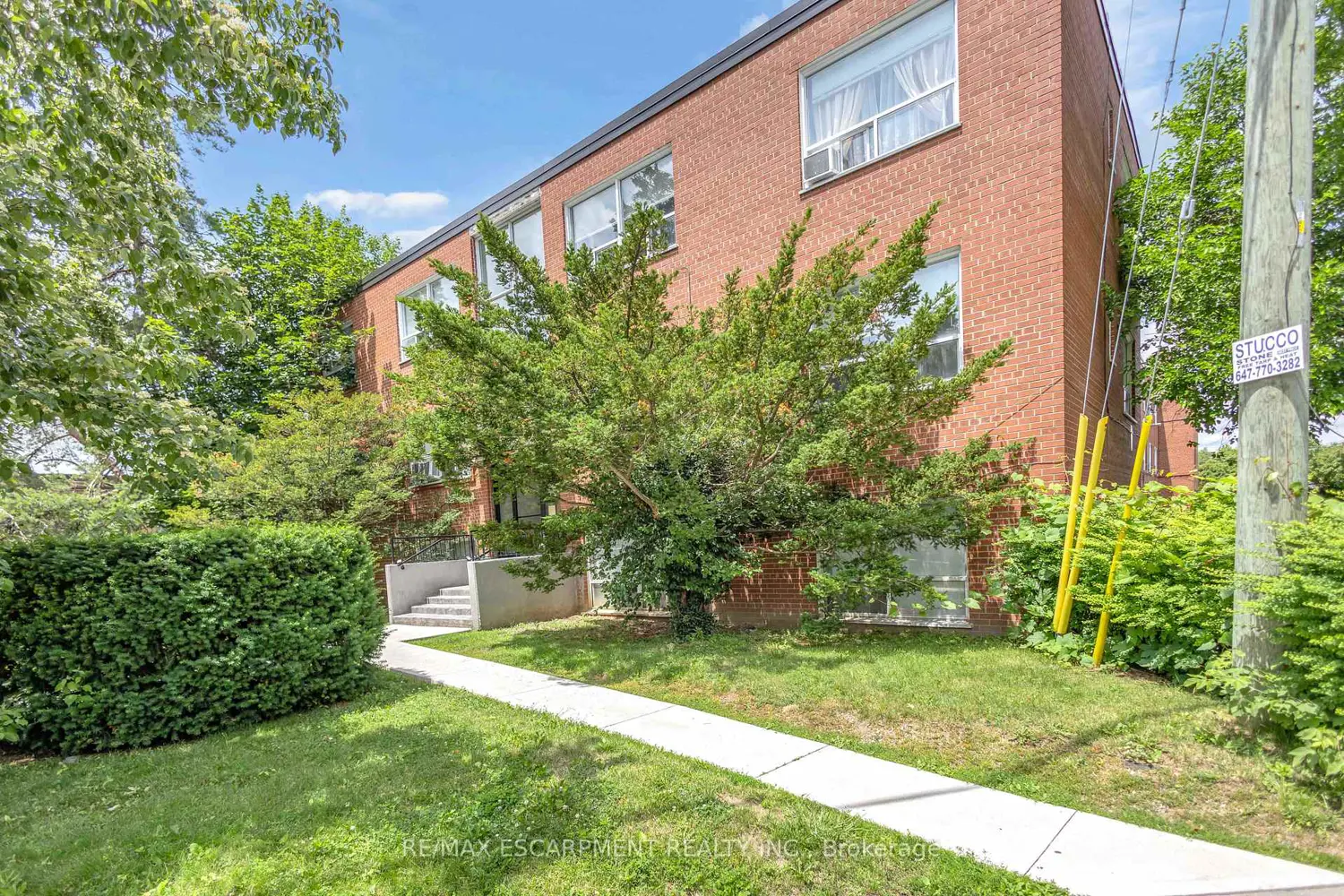 57 Mericourt Road 302 photo 2