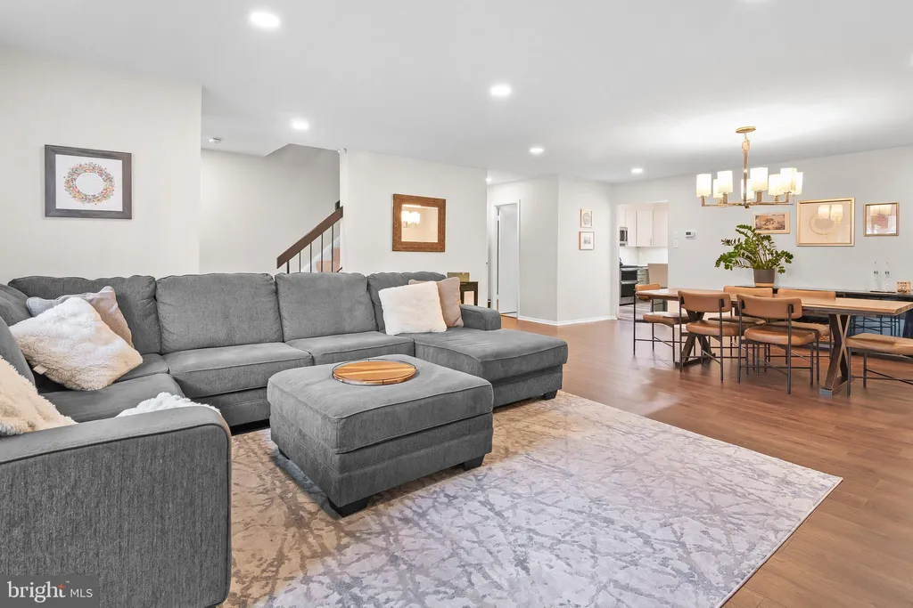 3116 Old Post Drive, Baltimore, MD 21208 photo 3
