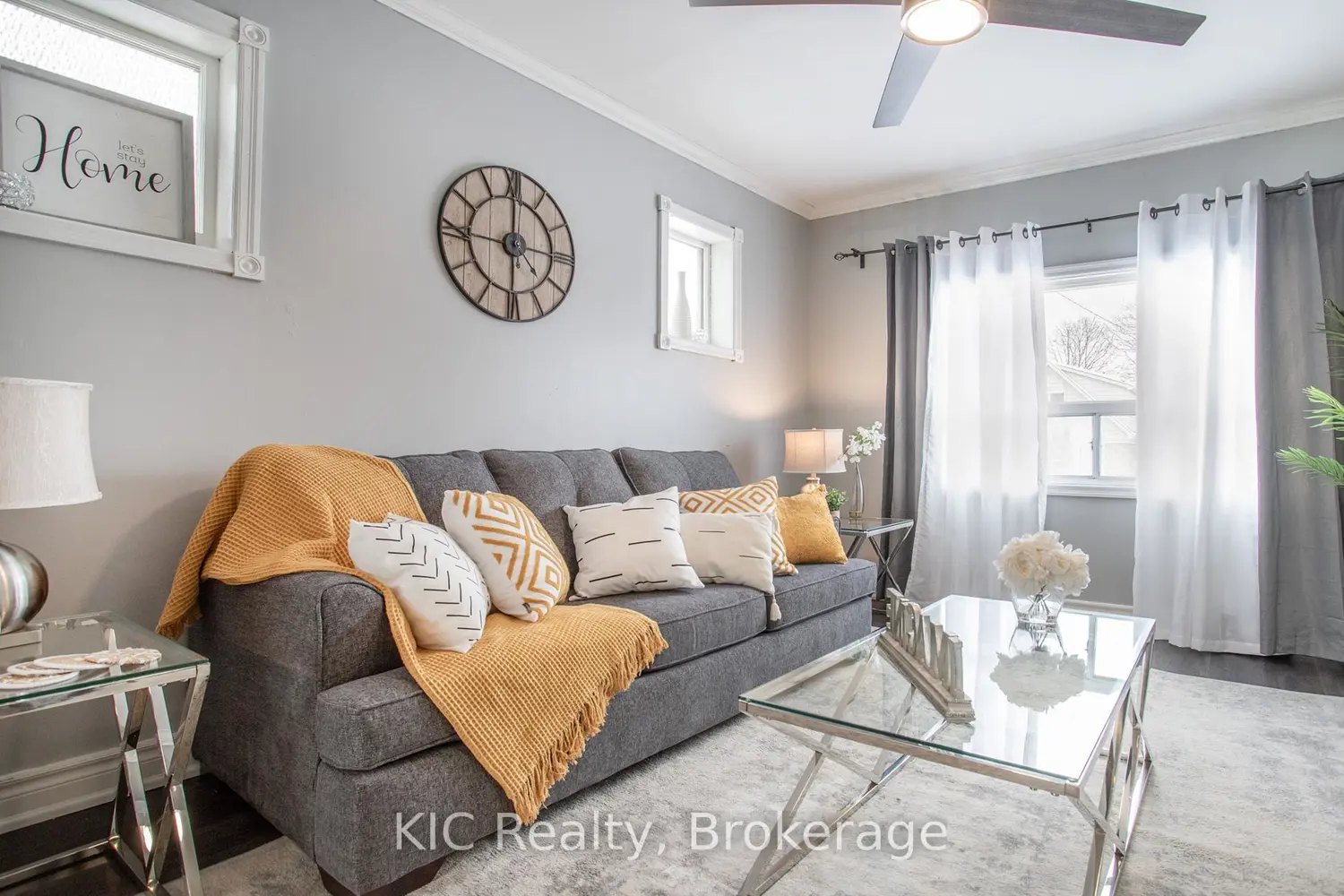 200 Oshawa Boulevard photo 3