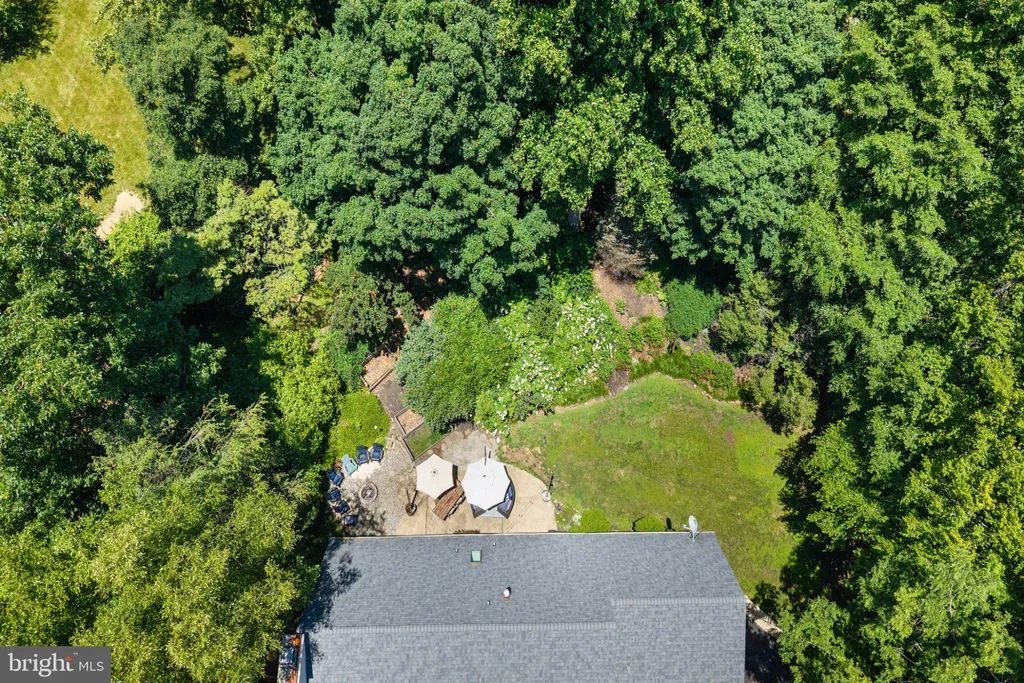 22 Stonebridge Drive, Hockessin, DE 19707