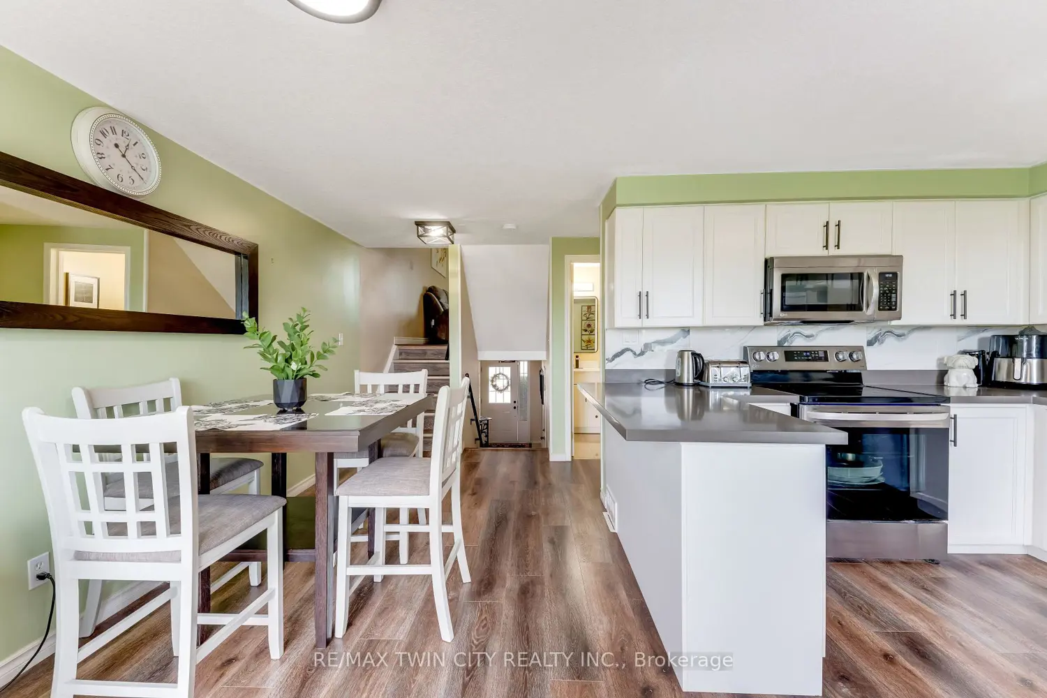 235 Red Clover Court photo 3