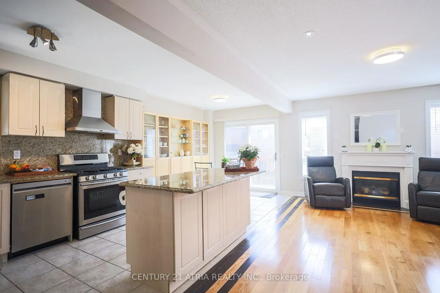 24 William Grant Road photo 5