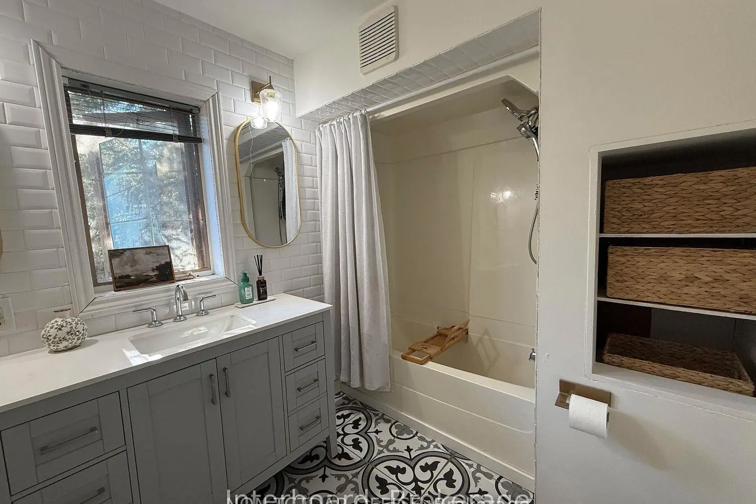 163 Anson Drive photo 4