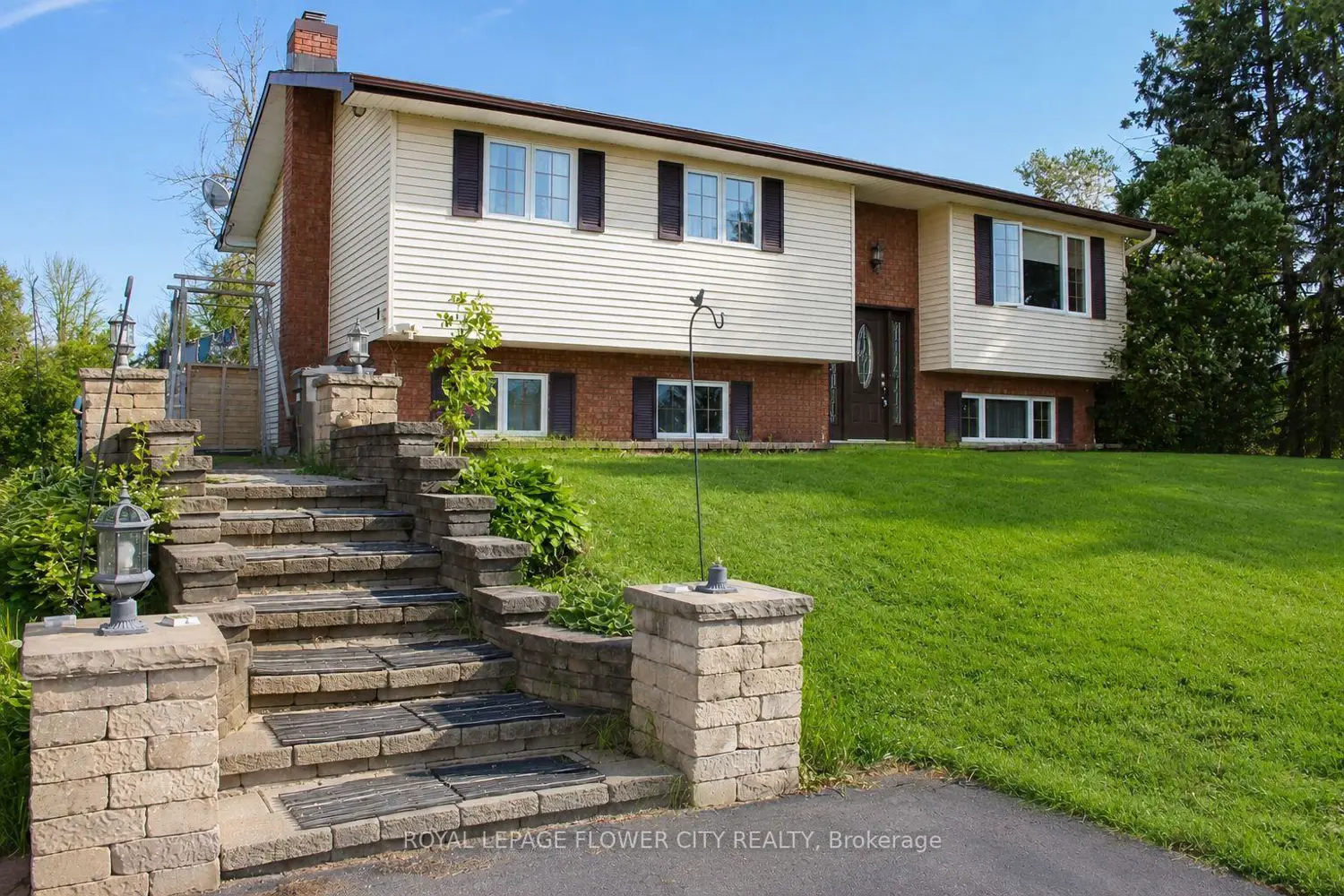 18528 Paragon Road photo 3